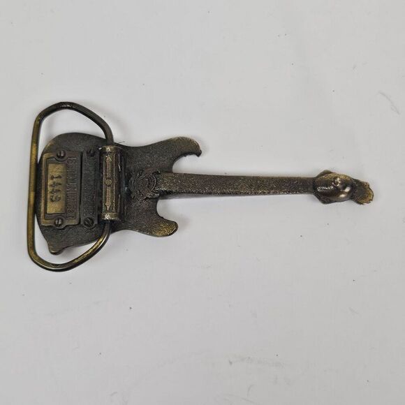 Belt Buckle Electric Guitar Red Enamel VTG 80s The Great American Buckle Company - Picture 5 of 11